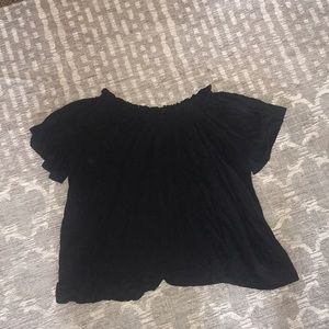 Black off the shoulder Gap top